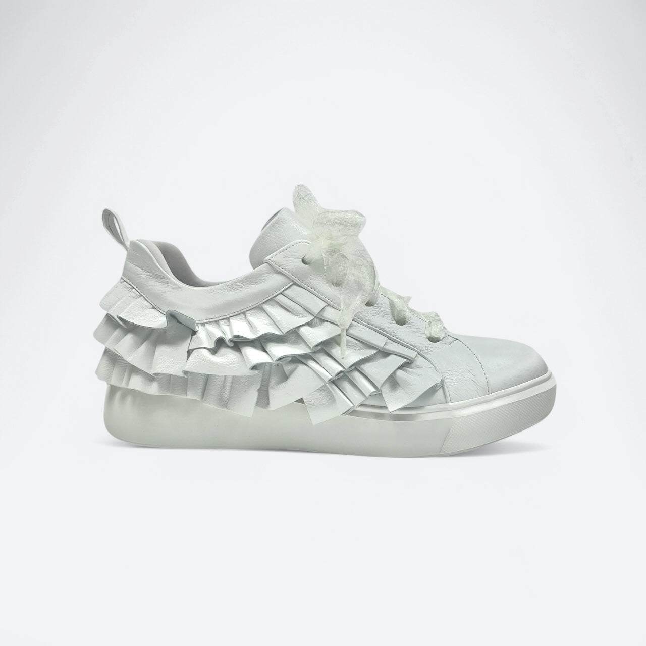 FRILL SNEAKERS