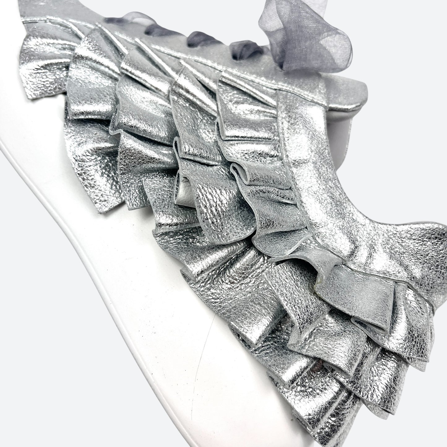 FRILL SNEAKERS